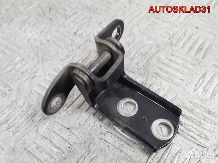 Петля двери передней правой верхняя Toyota Corolla