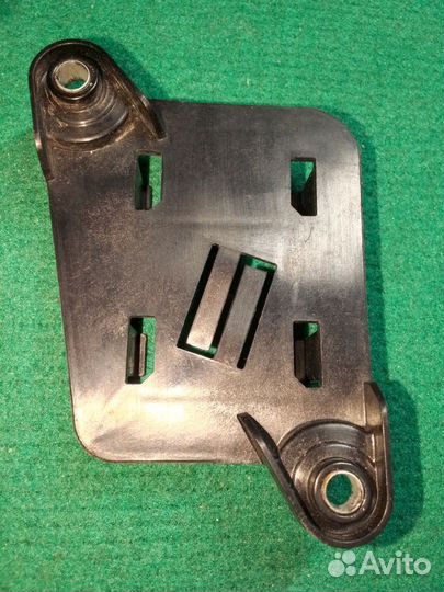 KX73-12A610-AA кронштейн датчика NOX Jaguar,Land R