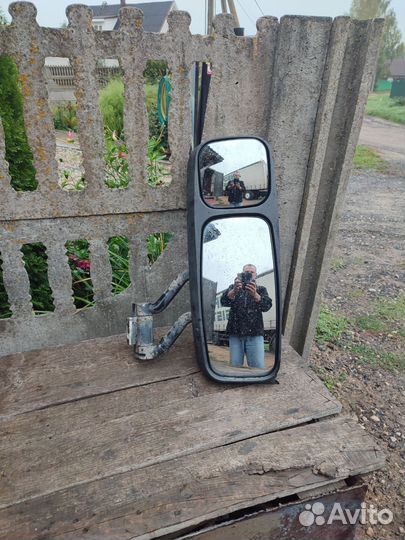 Боковые зеркала левое и правое Volvo Fh12