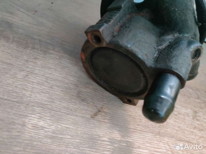 Насос гур Renault