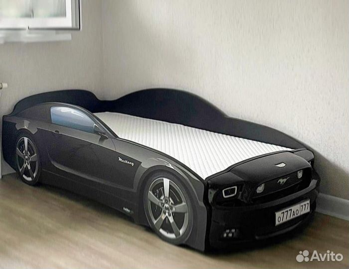 Кровать машина