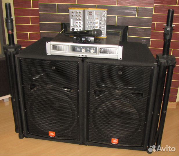 Колонки JBL 1000W Усилитель Микшер Микрофон Стойки