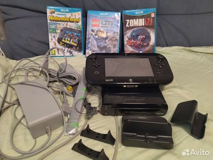 Nintendo Wii U Premium Pack