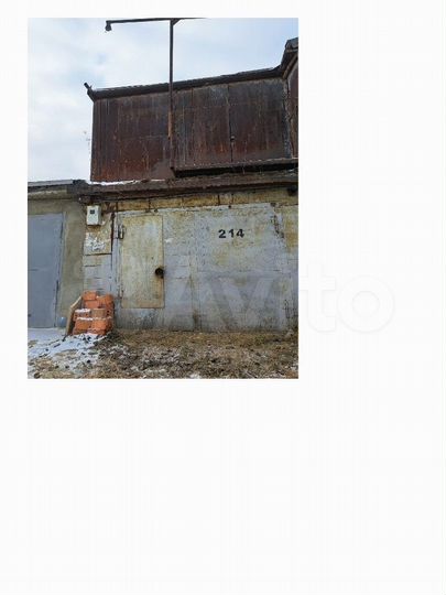 Гараж, > 30 м²