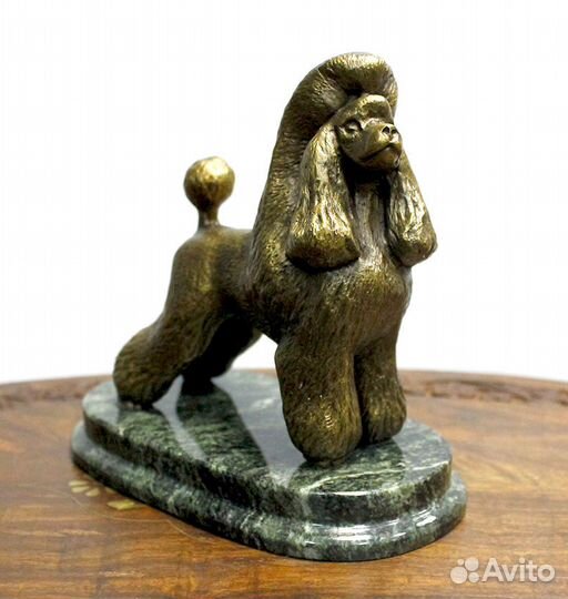 Собака. Бронза. Камень