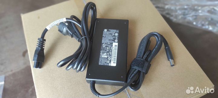 Блок питания для ноутбука
