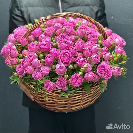 Пионовидные розы в Корзине/ Кустовые Розы букет