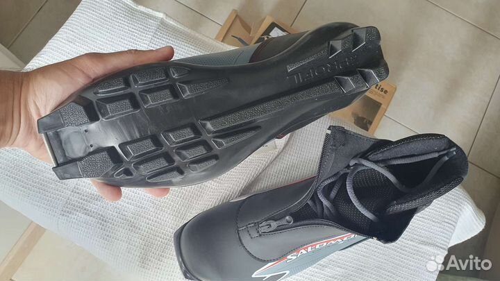 Лыжные ботинки salomon Escape 5 TR 42р+ крепления