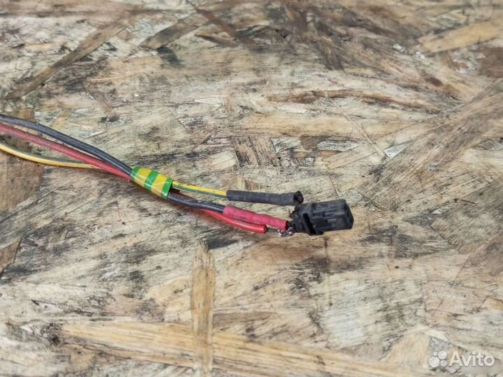 Замок двери пп под доводчик BMW 5,6,x5,e60,e63,e70