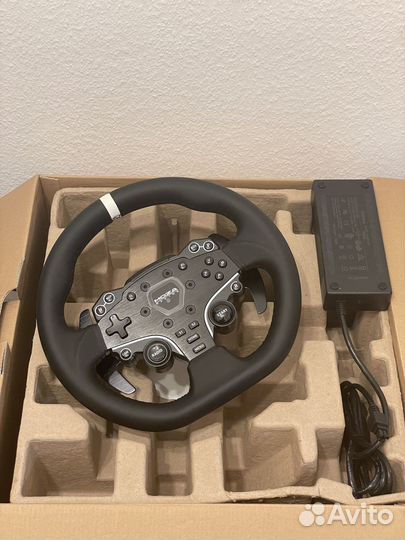 Moza Racing R5 bundle (база, руль, 2 педали)