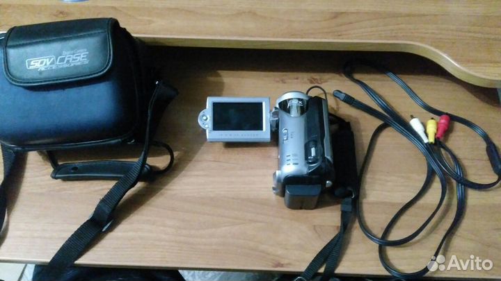 Видеокамера JVC GZ-MG26E