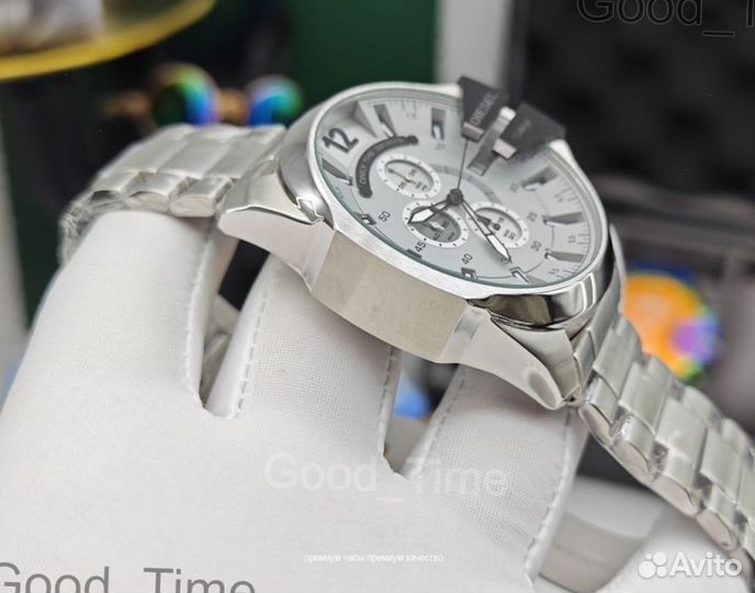 Мужские кварцевые часы diesel