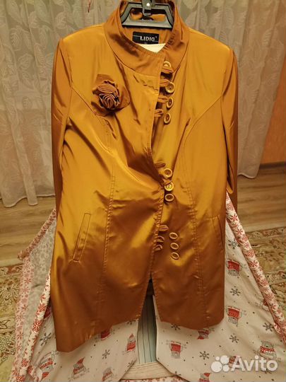 Плащ женский