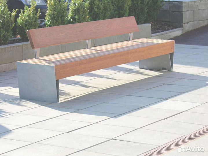Скамейка деревянная