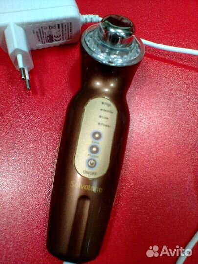 Массажер лица Salvatone