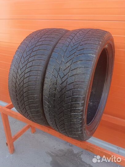 Bridgestone Blizzak LM-005 245/45 R20