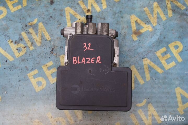 Блок насос ABS Chevrolet Blazer