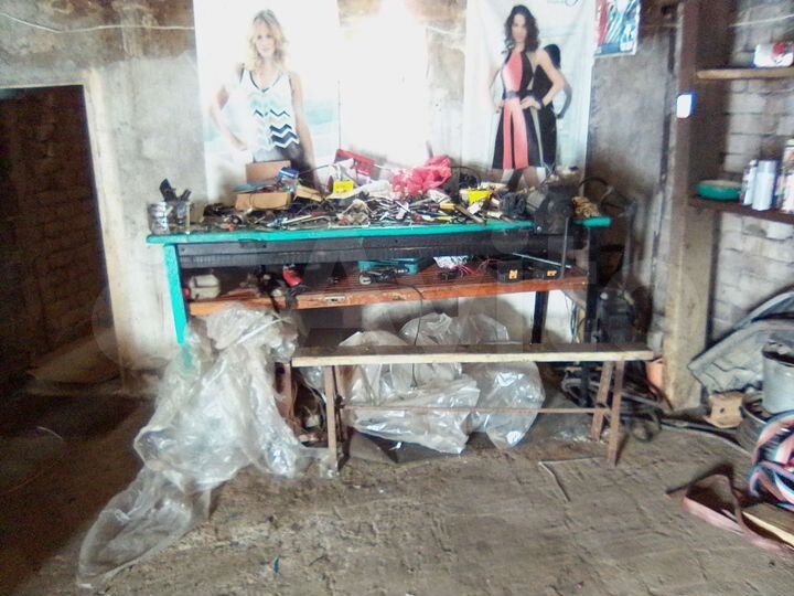 Гараж, > 30 м²