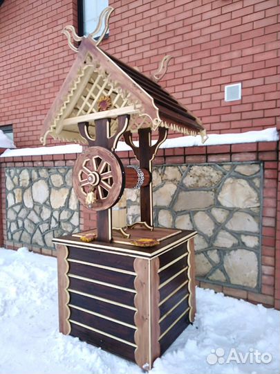 Колодец декоративный