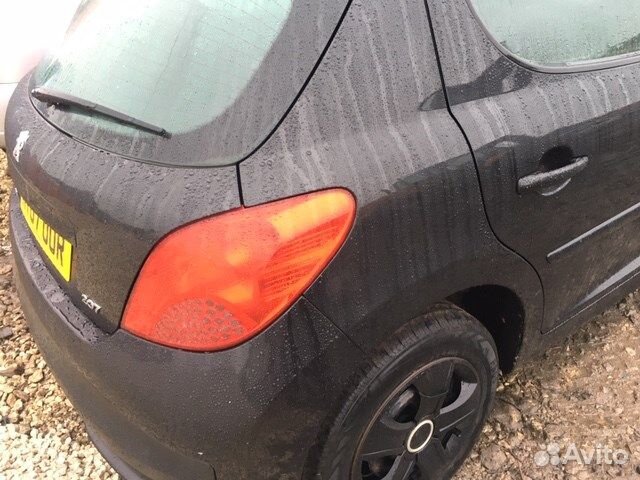 Разбор на запчасти Peugeot 207