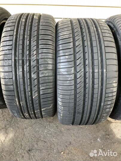 Kinforest KF550-UHP 285/35 R22 106W