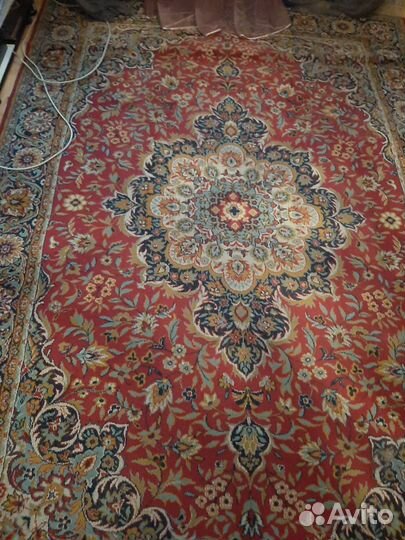 Ковер бу шерстяной