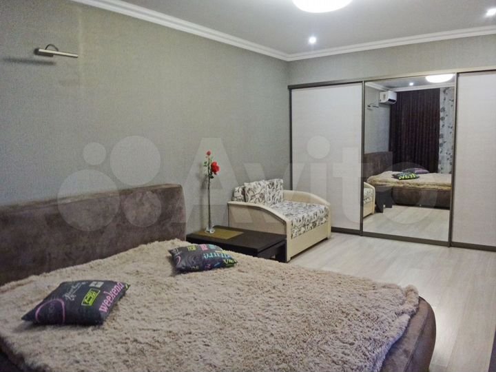 1-к. квартира, 41 м², 8/10 эт.