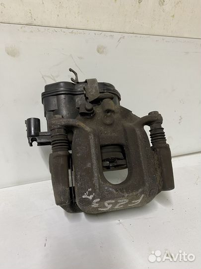 Суппорт задний правый электро BMW X3 F25