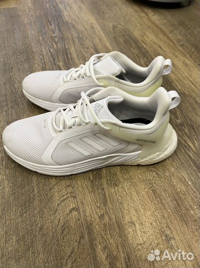 Кроссовки adidas