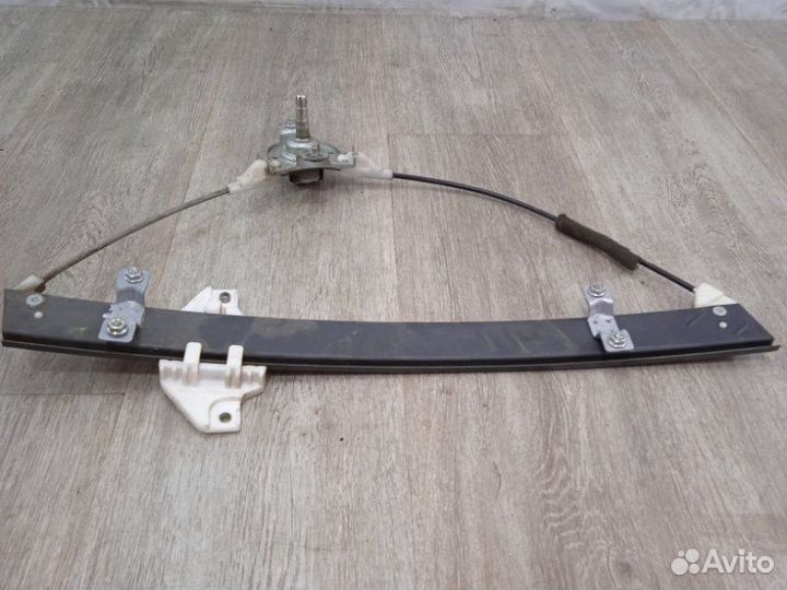 Стеклоподъемник передний правый Zaz Chance 1 2010