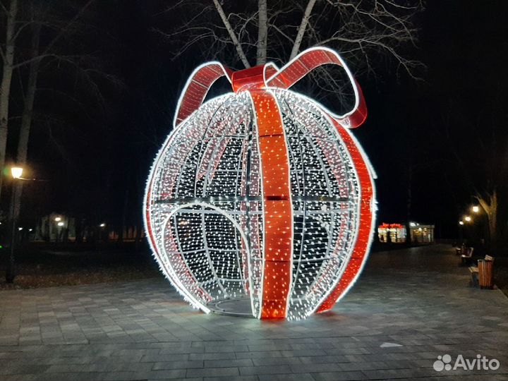 Новогодние ёлочные шары для улицы