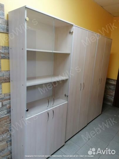 Шкафы для документов, одежды