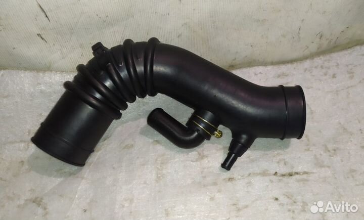Патрубок воздушного фильтра Toyota Camry Gracia SX