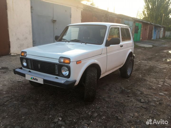 LADA 4x4 (Нива) 1.7 МТ, 2015, 121 000 км