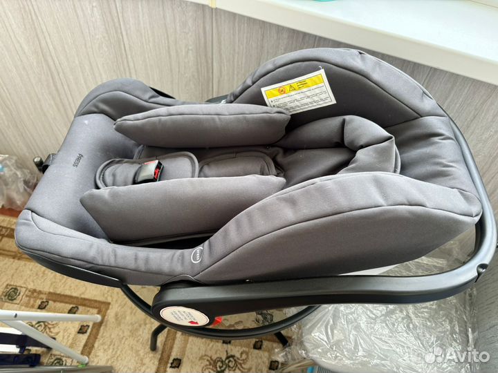 Коляска Carello Ultimo 3 в 1