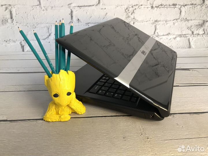 Игровой ноутбук i7 8Gb RAM 2 video