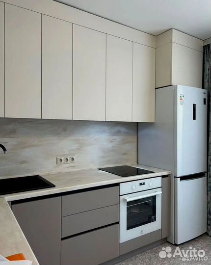 Красивая кухня на заказ собственное производство