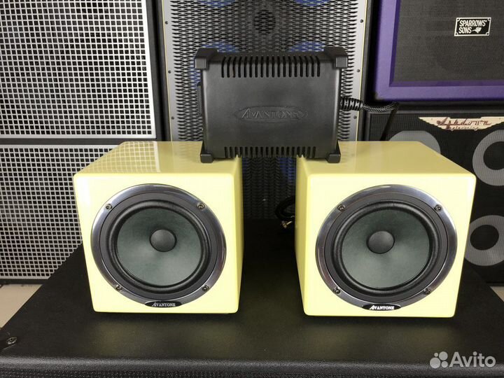 Avantone Pro MixCube Active Monitor Pair В наличии