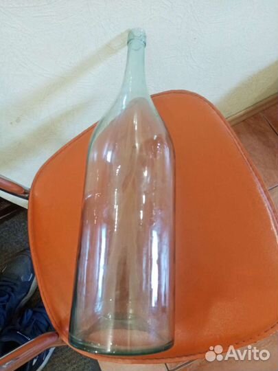 Бутылка стеклянная