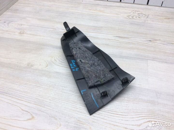 Накладка декоративная Toyota Rav 4 2006-2013