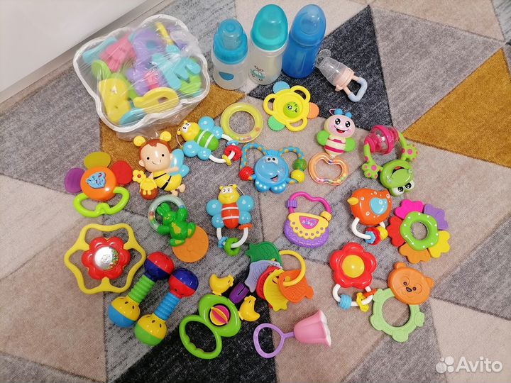 Погремушки/грызунки/бутылочки(пакетом)