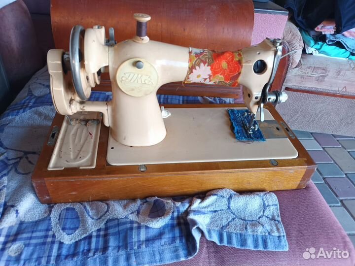 Швейная машина Подольск ручная
