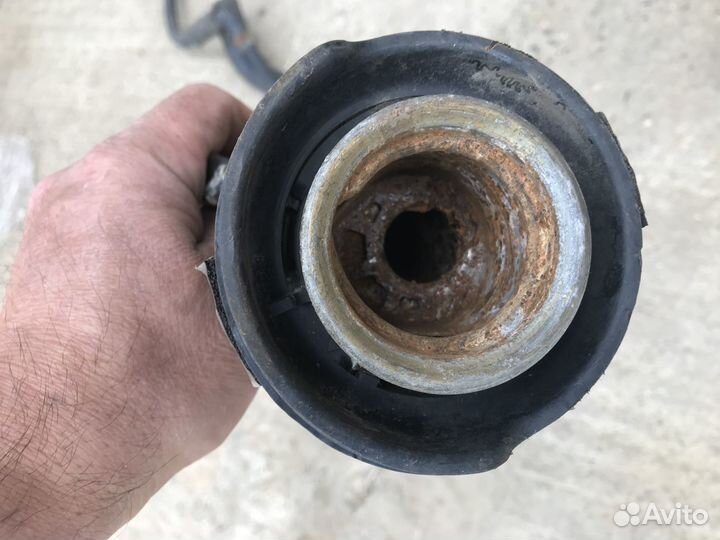 Mazda 3 BL Заливная горловина бака б/у