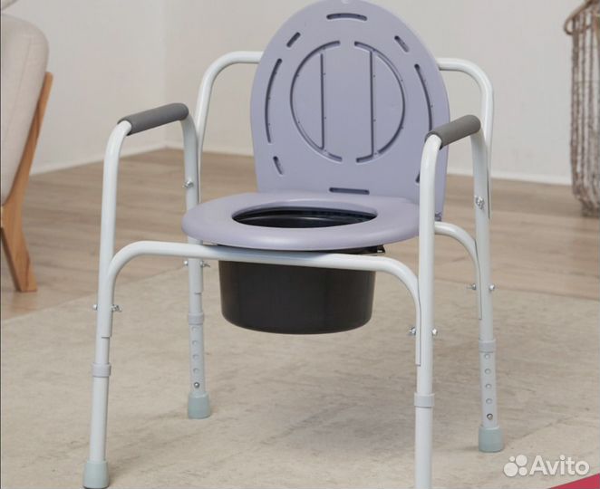 Стул санитарный