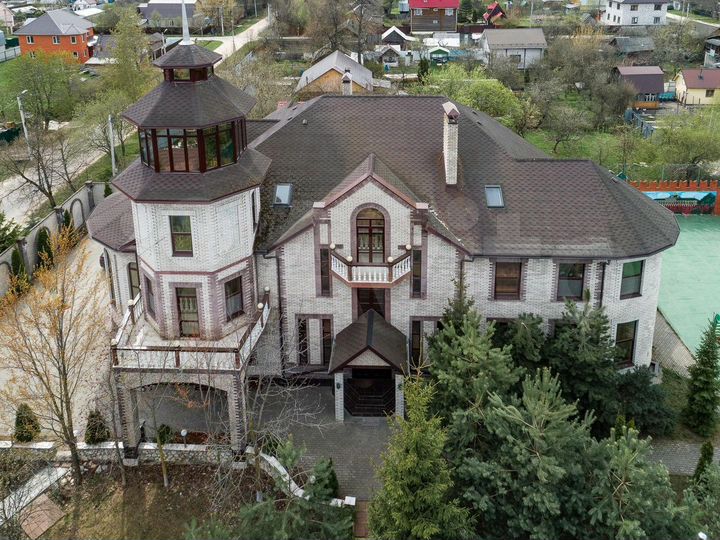 6-к. коттедж, 1000 м²