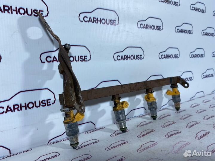 Рампа топливная Ford Scorpio