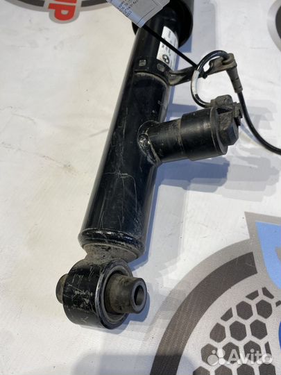 Амортизатор подвески задний 37116889315 бмв