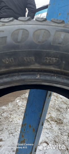 Goodyear EfficientGrip SUV 4x4 225/60 R17