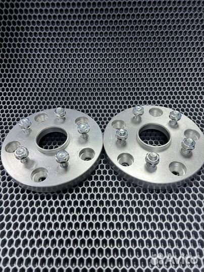 Переходные проставки Нива 5х139,7 на 5x114,3 20мм