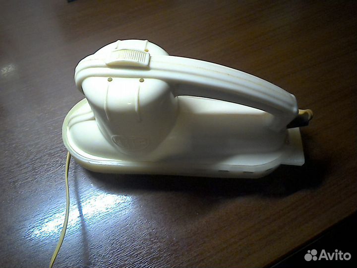 Раритет: ручной пылесос и насадки для пылесоса